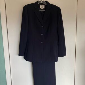 Le Suit Navy Women's Blazer and Pant Set